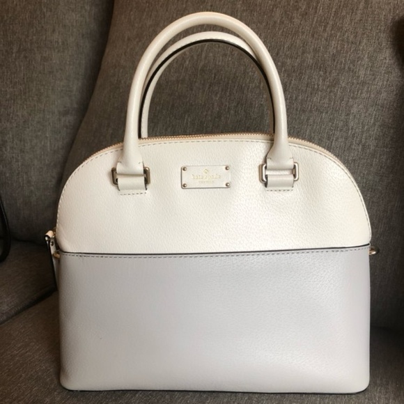 kate spade grey and white purse